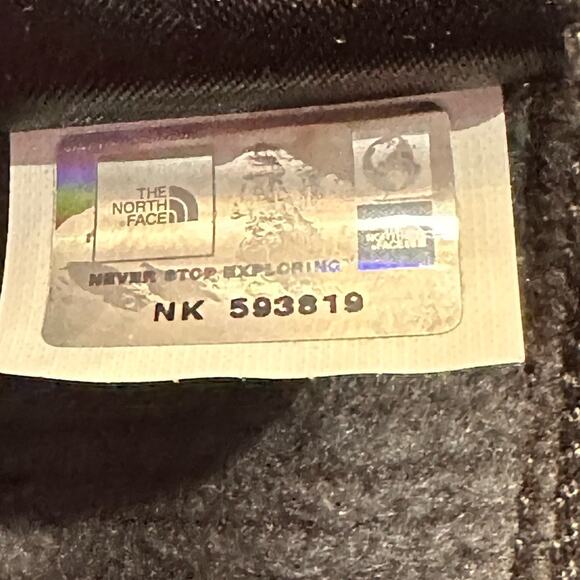 The North Face Mens Size Medium Gray Vest with Red Zipper and Trim - Picture 8 of 10